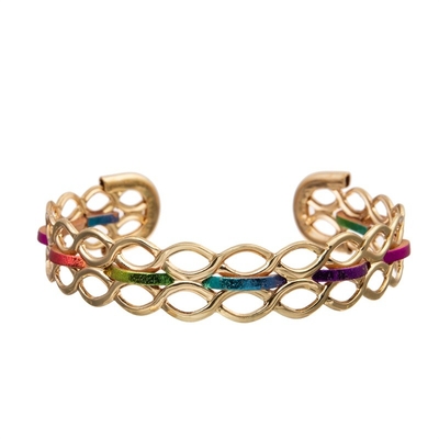 Bracelet en cuir d'arc-en-ciel inspiré avec la manchette ouverte tordue en métal de style