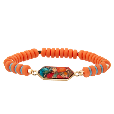 4 bracelets faits main faits sur commande de perles de couleurs avec le pendant régulier d'hexagone
