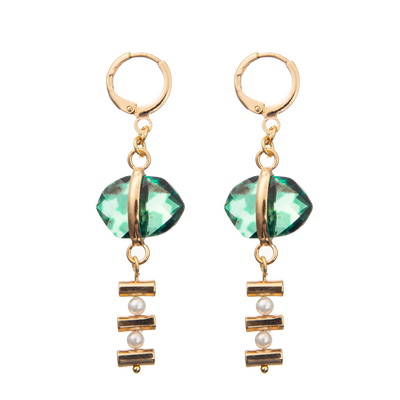 Les boucles d'oreille à chaînes de cercle d'émail de boucle réglées avec de l'or ont plaqué la turquoise ovale 2 perles