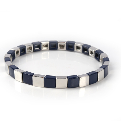 Le bracelet géométrique de tuile d'émail, bout droit multicolore a perlé des bracelets