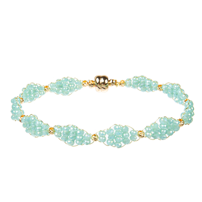 Les ensembles perlés multi extensibles de bracelets, graine argentée verte perle des bracelets