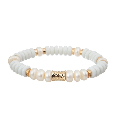 L'espace d'or de perle d'eau douce a perlé le bracelet extensible empilé pour Madame
