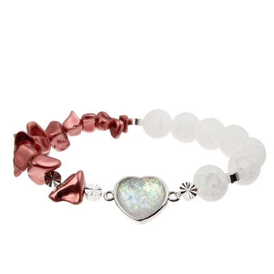 Les filles aiment le bracelet de charme de coeur avec le cristal rouge rougeoyant mystique