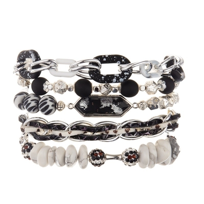 Le bracelet empilable en cuir de point blanc de style de Boho a placé fait main pour le cadeau d'anniversaire
