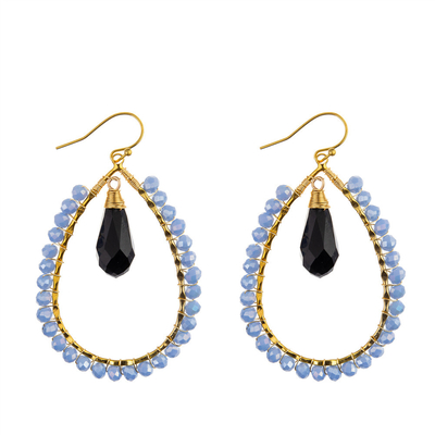 Les graines de raisin laissent tomber des couleurs multi formées de boucle d'oreille faite main de perles
