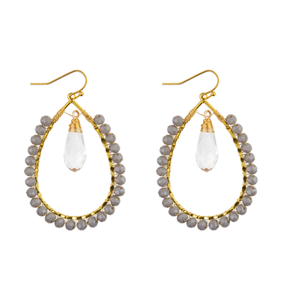 Les graines de raisin laissent tomber des couleurs multi formées de boucle d'oreille faite main de perles