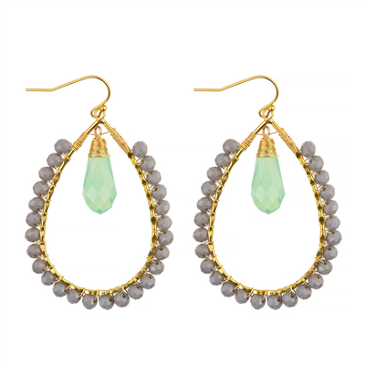 Les graines de raisin laissent tomber des couleurs multi formées de boucle d'oreille faite main de perles