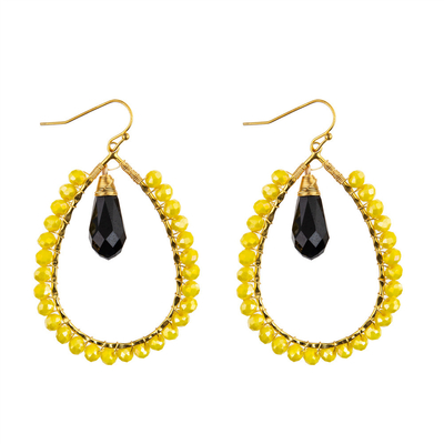 Les graines de raisin laissent tomber des couleurs multi formées de boucle d'oreille faite main de perles