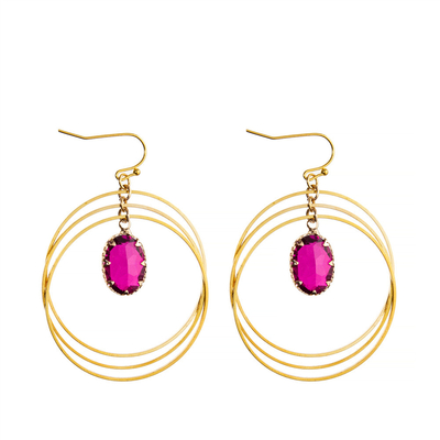 Le cercle de boucle de trois cercles balancent la boucle d'oreille pendante avec le connecteur plaqué par or