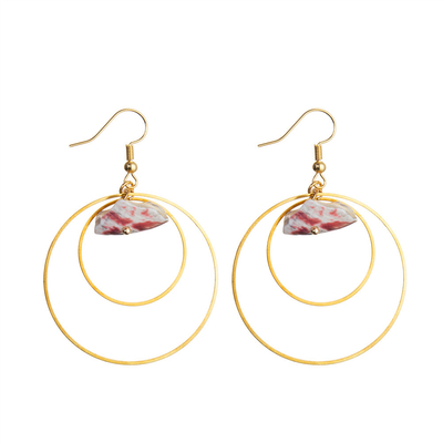 Le cercle multi de boucle de cercle balancent le dessin géométrique plaqué par or pendant de boucles d'oreille pour des femmes