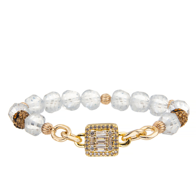 La pierre blanche de quartz a gravé le bracelet plaqué par or de maillon de chaîne avec la serrure